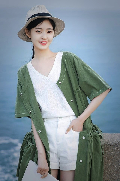 恩比德续约消息尘埃落定，球队未来充满信心，恩比德合同有球员选项吗